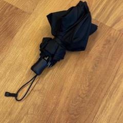Parapluie, a été signalé par HTM utilisant iLost