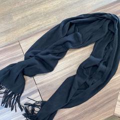 Sál NOIRE, amint azt CARS HANGARD az iLost segítségével jelentette.