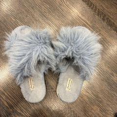 Sandals, as reported by WestCord Hotel Eindhoven using iLost