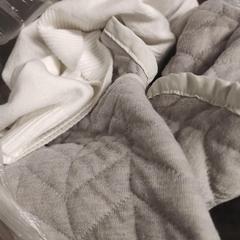 İLost kullanarak The Dominican tarafından bildirildiği gibi Kıyafetler