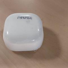 Electrónica - Earpod case wit, ha sido reportado por Centraal magazijn con iLost