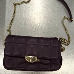 Bolsa Paars, segundo informou IKEA Eindhoven usando iLost