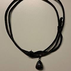 Ketting met steen, rapporterat av Ziekenhuis Oost-Limburg med iLost