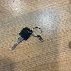 열쇠 AXA fiets, iLost를 사용하여 Designer Outlet Roosendaal에 보고됨