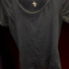 T shirt, as reported by TivoliVredenburg using iLost