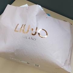 Väska - papieren tas, rapporterat av Centraal magazijn med iLost