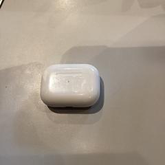 Aurikularrak White, gisa salatu by MEININGER Hotel Paris Porte de Vincennes iLost erabiliz