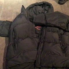 Dzseki, amint azt De Heeren van Aemstel az iLost segítségével jelentette.