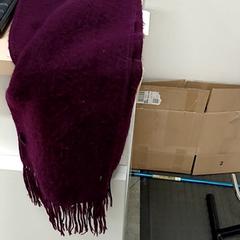 Echarpe Mauve, as reported by IKEA Brest Guipavas using iLost