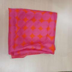 Choker rose, rapporterat av IKEA Toulon med iLost