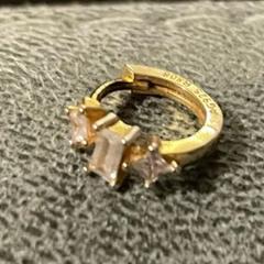 Oorbel goud met steentjes, como reportado ao iLost