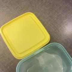 Tupperware, rapporterat av MEININGER Hotel Brussels City Center med iLost