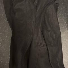 Veste, a été signalé par Ramada by Wyndham Amsterdam Airport Schiphol utilisant iLost