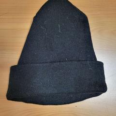 Beanie zwart, ako bolo nahlásené Connexxion Noord Holland Noord Alkmaar pomocou iLost
