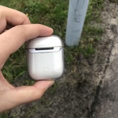 Airpods, segundo informou a iLost