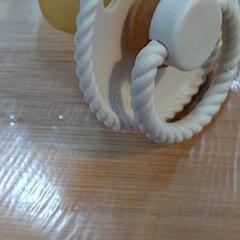 Fopspeen, som rapportert av IKEA Gent ved bruk av iLost