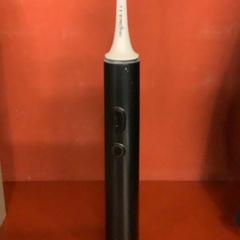 Thoothbrush, as reported by MEININGER Hotel Bordeaux Gare Saint-Jean using iLost