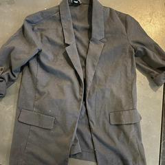 Vest, ako bolo nahlásené Awakenings Easter Gashouder pomocou iLost