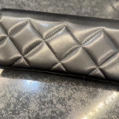 Prescription Glasses op ster, as reported by Rotterdam The Hague Airport using iLost