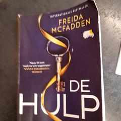 İLost kullanarak Rotterdam The Hague Airport tarafından bildirildiği gibi Kitap