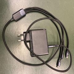 Adapter zwart, amint azt Universiteitsbibliotheek Universiteitskwartier az iLost segítségével jelentette.