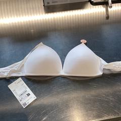 Bra White, gisa salatu by MEININGER Hotel Leipzig Hauptbahnhof iLost erabiliz