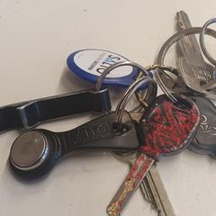 İLost kullanarak Free Festival / Summerpark Festival tarafından bildirildiği gibi Sleutels