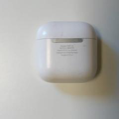 Elektronika - Draadloze oortjes, ako bolo nahlásené Centraal magazijn pomocou iLost