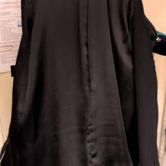 재킷 Black MNG, iLost를 사용하여 KABUL à GoGo / Teatro에 보고됨