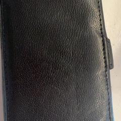 Pénztárca Ezzat, amint azt HTM az iLost segítségével jelentette.