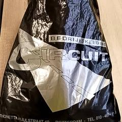 Borsa, come riportato da EBS Spijkenisse utilizzando iLost