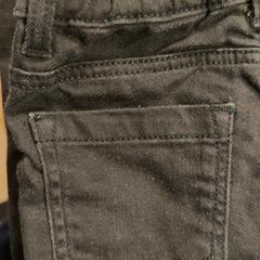 Jeans Zwart, as reported by Familie Resort Molenwaard using iLost