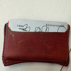 Pénztárca Rowe, amint azt GVB az iLost segítségével jelentette.