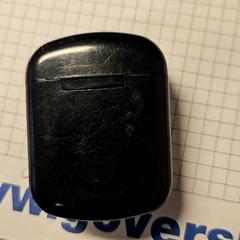 Headphone case, as reported by Connexxion Noord Holland Noord Hoorn using iLost