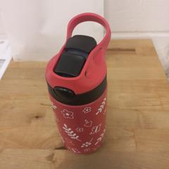 زجاجة ماء، كما تم الإبلاغ عنه بواسطة IKEA Braga عبر iLost