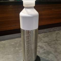 Garrafa, como reportado por Van der Valk Hotel Wolvega Heerenveen utilizando o iLost