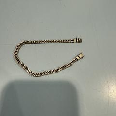Buddha to buddha smalle armband がiLostに報告されました