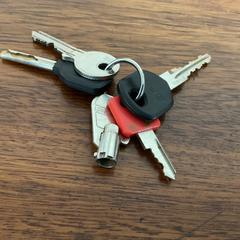 Klíče, jak nahlášeno Breng Arnhem pomocí iLost