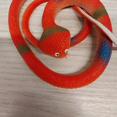 Jouet serpent, jak nahlášeno IKEA Nantes pomocí iLost