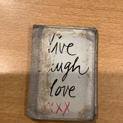 Porta-cartões Magdalena Jozwiak, como reportado por Gemeente Amsterdam utilizando o iLost