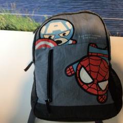 Backpack blauw/grijs, as reported by Gemeente Veenendaal using iLost