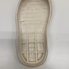 Des chaussures, a été signalé par IKEA新三郷 utilisant iLost