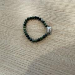 Karkötő groen, amint azt Van Heugten Tours az iLost segítségével jelentette.