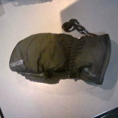 Handschuh, gemeldet von SnowWorld Landgraaf über iLost