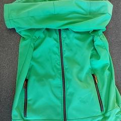 Kleding Groen, rapporterat av Regio Antwerpen - Brussel med iLost