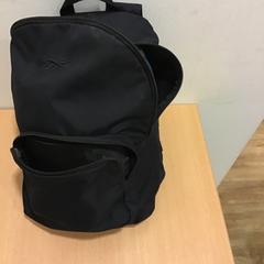 Backpack, as reported by Qbuzz U-OV using iLost