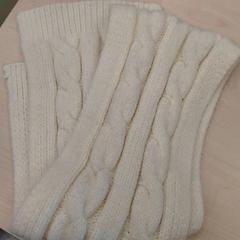 ショール Laine beige がiLostで IKEA Marseille - Vitrolles によって報告されました