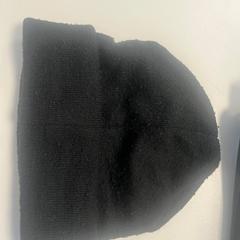 Kleding - Muts Zwart, Acryl, zoals gemeld door Centraal magazijn met iLost