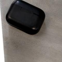 Custodia per cuffie Zwart, come riportato da Arriva Friesland / Groningen utilizzando iLost