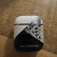 Airpod case ideal of sweden, iLost-i jakinarazi zaion moduan